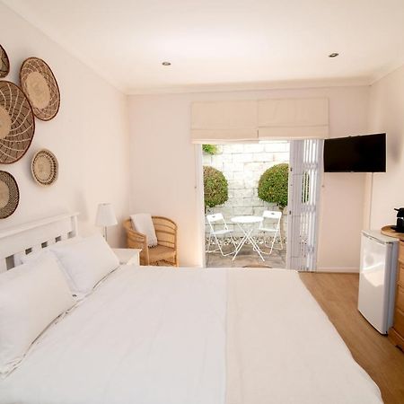 Camps Bay Guest Suite With Private Pool Kapstaden Eksteriør billede